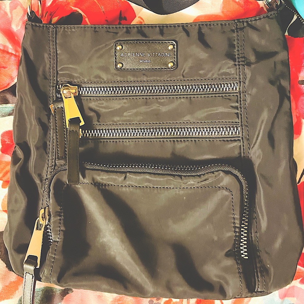 Black Adrienne Vittadini crossbody bag. Never used